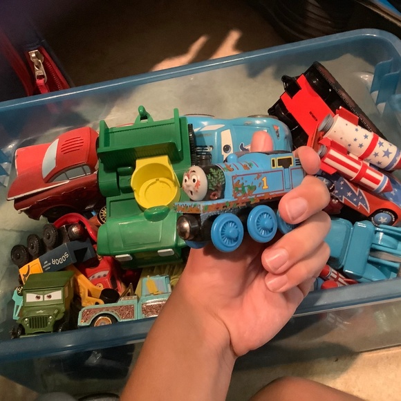 Toys - Picture 4 of 7